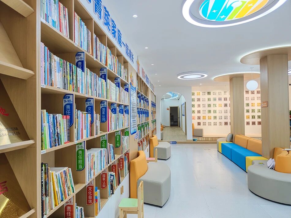 1763626494837058146.jpg 33.jpg