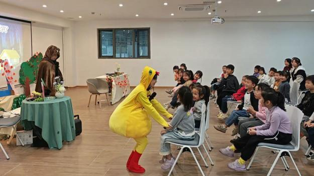 书果星球福建漳州店精准引流活动“圈粉”高知家庭，周周满场！